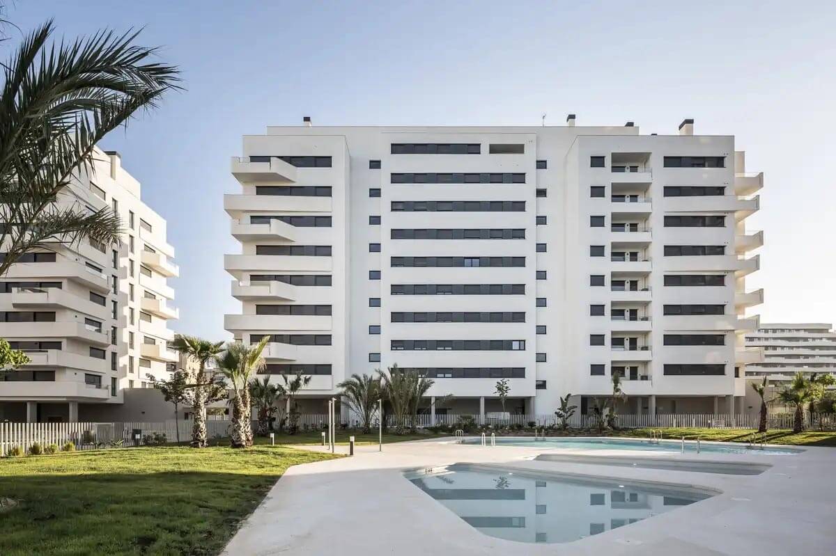 Аренда квартира в Испании в городе Alicante 3 спальни в новом доме